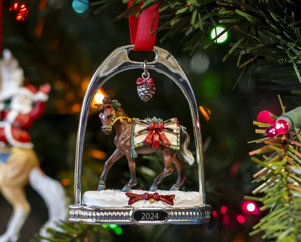 2024 Apres Ski Stirrup Ornament- Retired