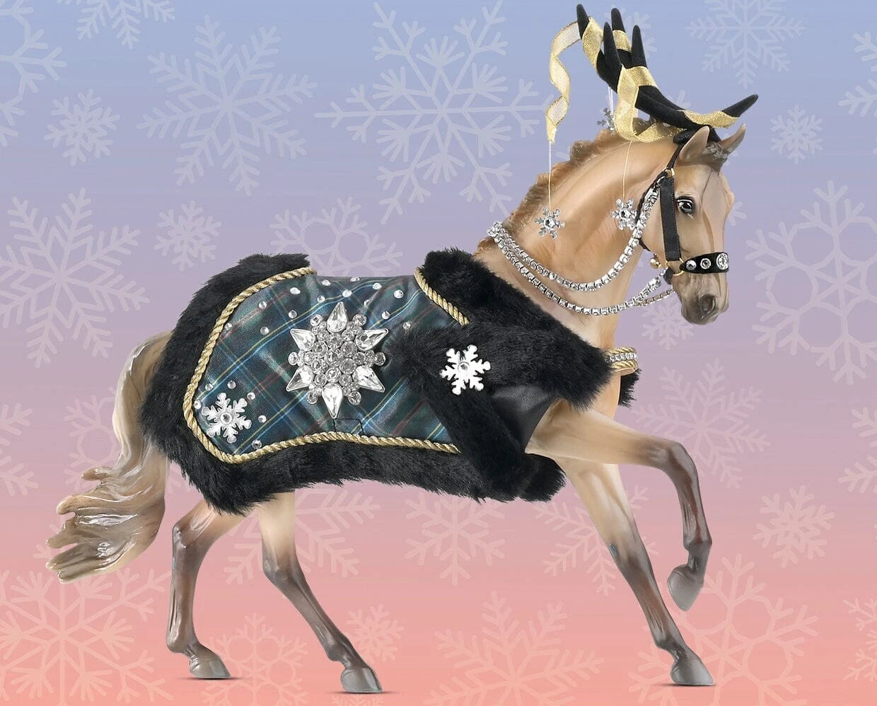 2023 Holiday Horse Highlander