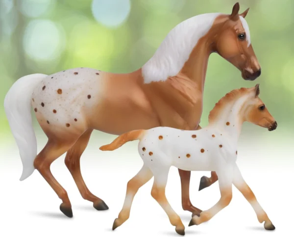 Effortless Grace Horse & Foal Set